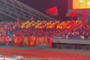 巴掌马vs英格兰-cctv独家爆料-OZRT2010直播_巴掌马vs英格兰-cctv独家爆料-OZRT2010免费高清观看_巴掌马vs英格兰-cctv独家爆料-OZRT2010比赛回放