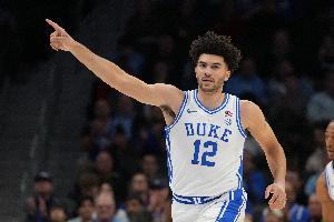 Skip：卡梅隆·布泽尔很优秀&训练有素 但缺乏爆发性的运动能力